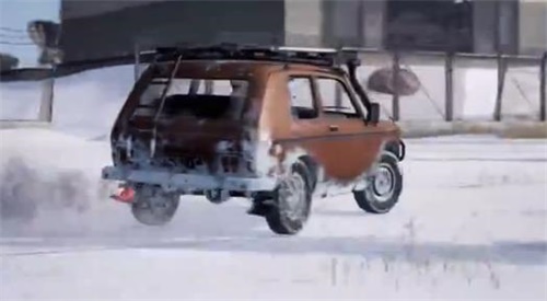 和平精英两栖装甲车BRDM-2详解